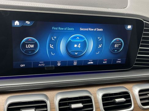 Used 2023 Mercedes-Benz GLS 450 4MATIC image 22