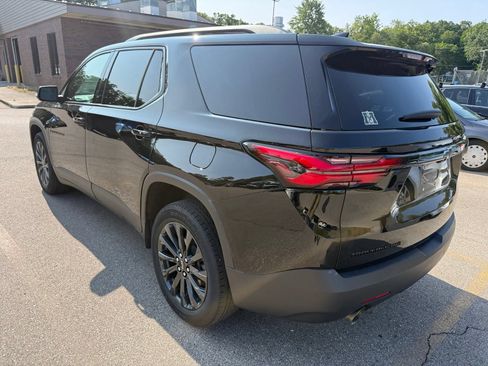 Used 2023 Chevrolet Traverse RS w/ LPO, Floor Liner Package AWD/4WD image 4