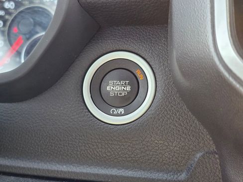 Used 2019 RAM 1500 Big Horn image 38