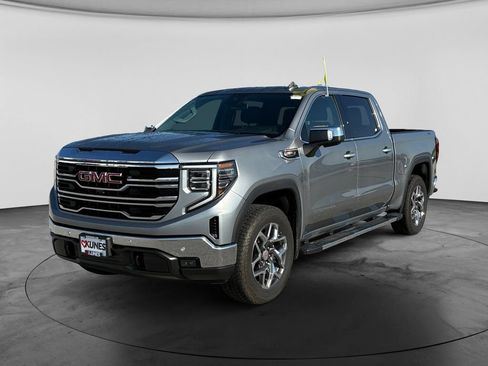 Used 2025 GMC Sierra 1500 SLT w/ SLT Premium Package AWD/4WD image 4