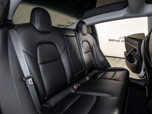 Used 2021 Tesla Model 3 Standard Range Plus image 20