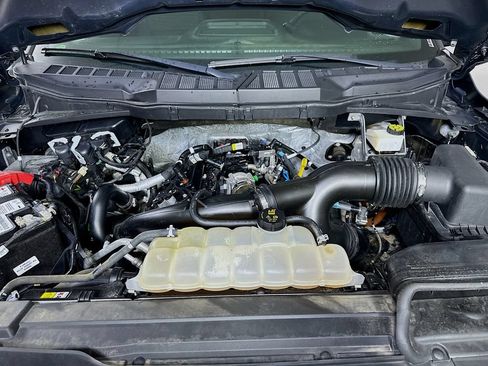 Used 2021 Ford F150 XL w/ Equipment Group 101A High AWD/4WD image 9