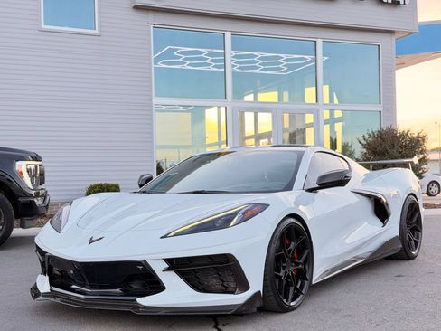 Used 2021 Chevrolet Corvette Stingray Premium Cpe w/ Z51 Performance Package RWD image 24