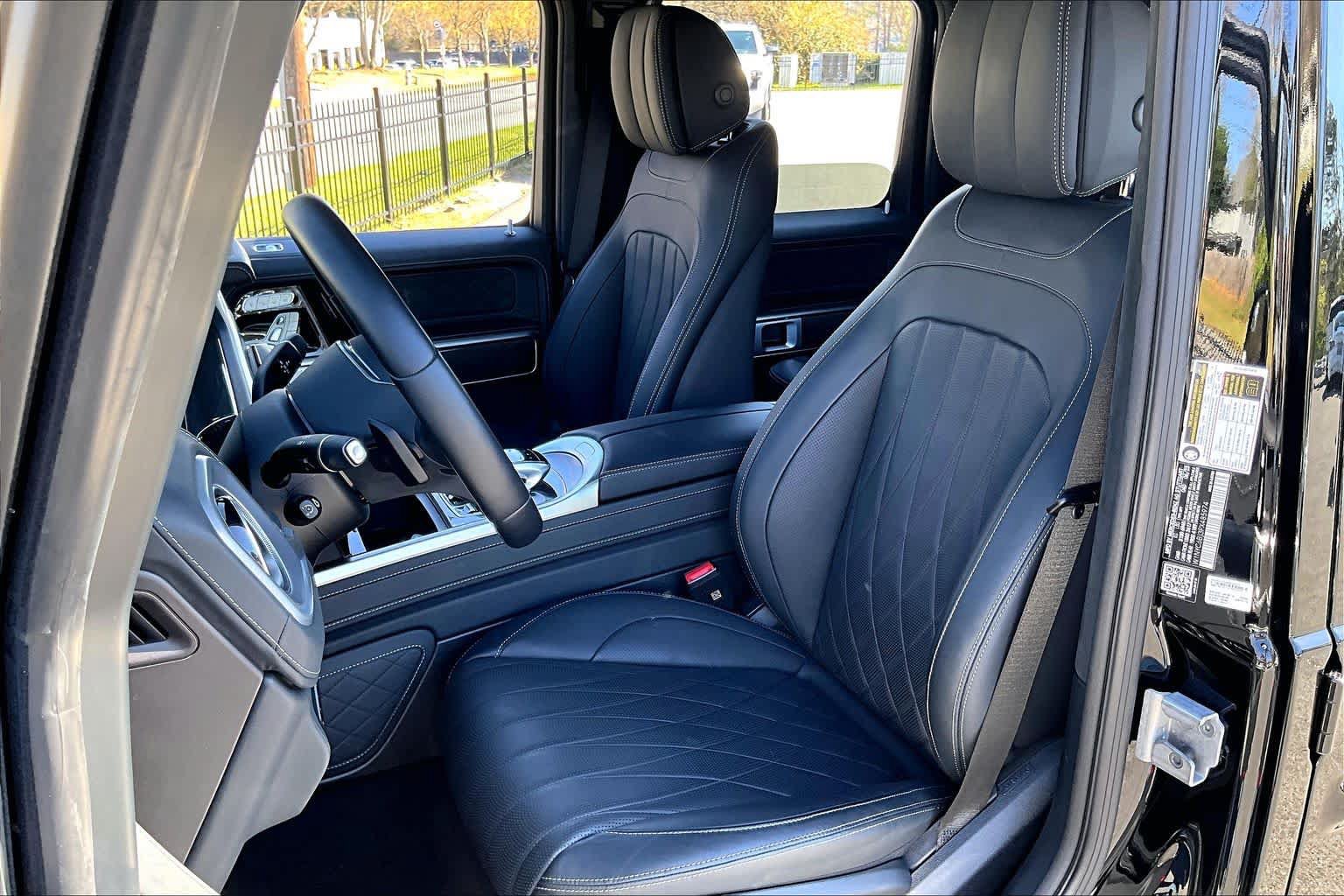 Used 2023 Mercedes-Benz G 550 image 8
