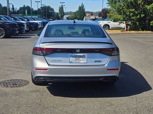 Used 2023 Honda Accord Sport image 6