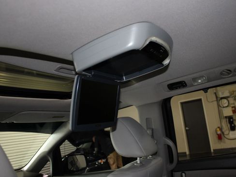 Used 2012 Honda Odyssey EX-L image 25