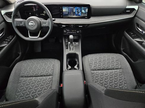 New 2026 Nissan Kicks SV w/ Cold Weather Package FWD image 14