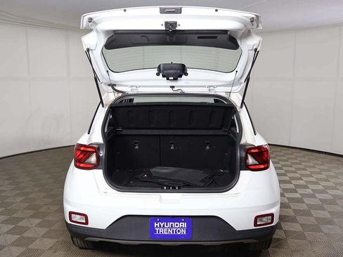 Certified 2024 Hyundai Venue SEL FWD image 14