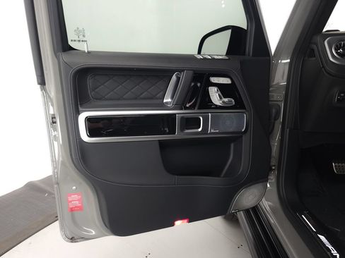 Used 2025 Mercedes-Benz G 63 AMG 4MATIC image 5