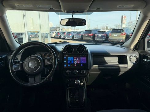 Used 2016 Jeep Patriot Latitude image 21