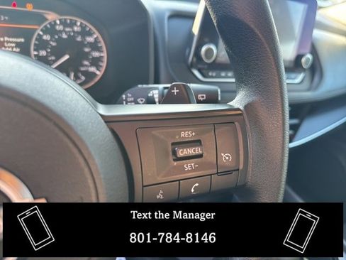 Used 2023 Nissan Rogue S image 15