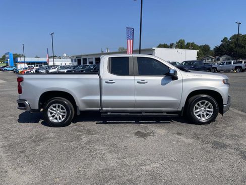 Used 2020 Chevrolet Silverado 1500 LT RWD image 9