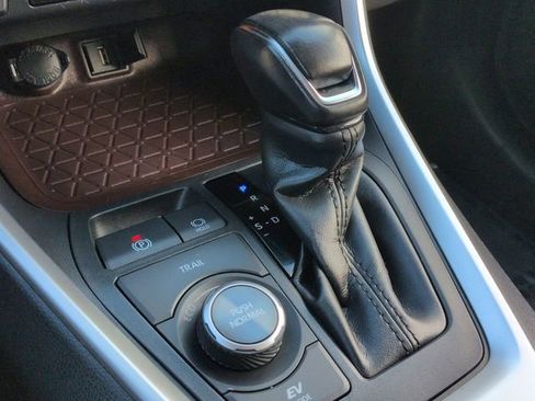 Certified 2020 Toyota RAV4 Limited w/ Limited Grade Weather Package image 25