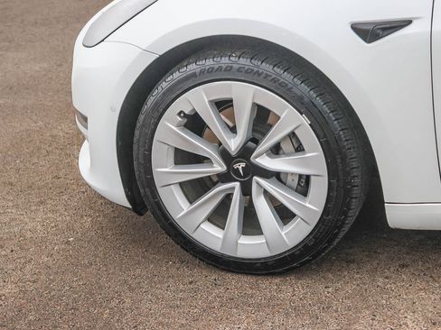 Used 2021 Tesla Model 3 Long Range image 9