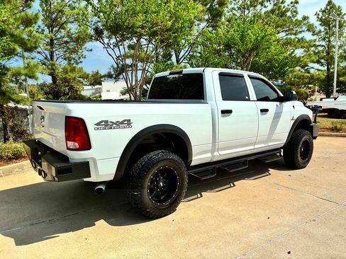 Used 2018 RAM 2500 Tradesman w/ Chrome Appearance Group AWD/4WD image 12