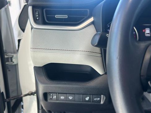 Used 2019 Toyota RAV4 XLE Premium w/ Cold Weather Package image 20