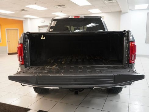 Used 2017 Ford F150 Lariat image 9