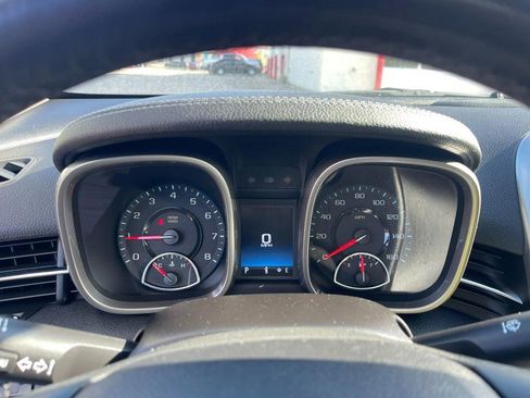 Used 2015 Chevrolet Malibu LT image 14