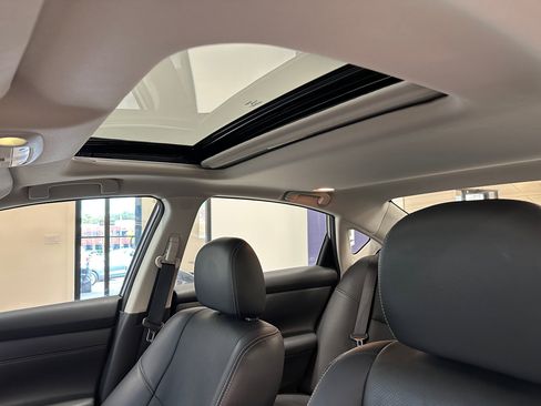 Used 2016 Nissan Altima 2.5 SL w/ 2.5 Technology Package image 21