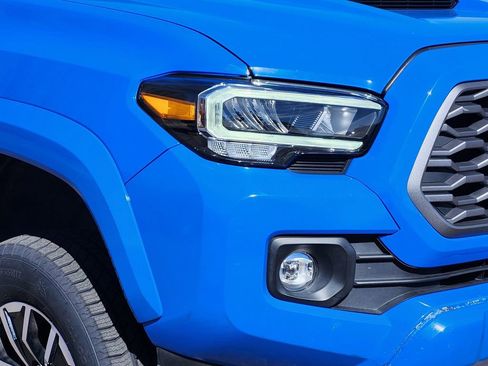 Used 2020 Toyota Tacoma TRD Sport w/ TRD Premium Sport Package image 28