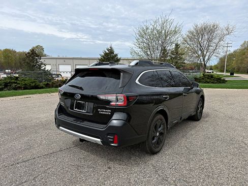 Used 2020 Subaru Outback Touring XT AWD/4WD image 9
