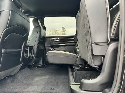 Used 2025 RAM 1500 Laramie image 37
