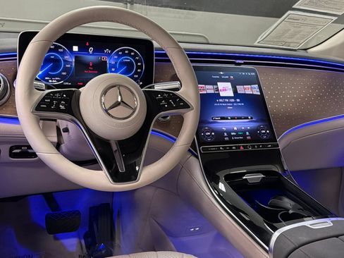 Used 2023 Mercedes-Benz EQS 450+ SUV w/ AMG Line Exterior Package image 39