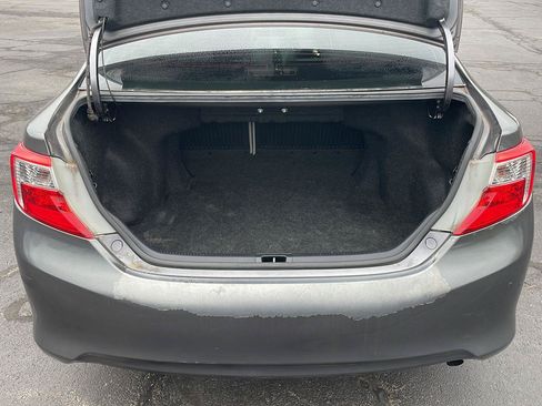 Used 2014 Toyota Camry LE FWD image 26