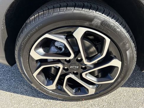 New 2026 Chevrolet Trax RS image 9