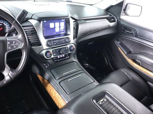 Used 2018 Chevrolet Tahoe Premier RWD image 32