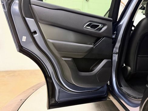 Used 2023 Land Rover Range Rover Velar S image 16