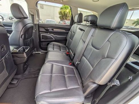 Used 2020 Kia Telluride EX FWD image 16
