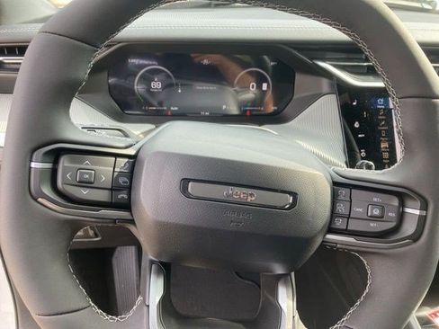 New 2026 Jeep Cherokee Limited AWD/4WD image 14