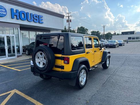 Used 2015 Jeep Wrangler Unlimited Sport w/ Power Convenience Group AWD/4WD image 10