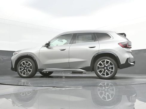 New 2026 BMW X1 xDrive28i w/ Technology Package AWD/4WD image 35