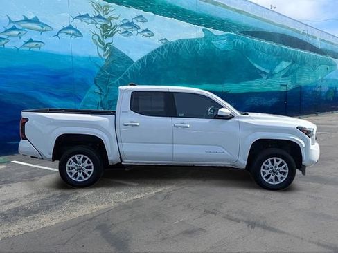Used 2024 Toyota Tacoma SR5 RWD image 4