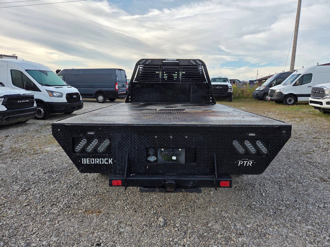 Used 2024 Ford F550 4x4 Crew Cab Super Duty image 8