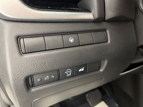 Used 2023 Nissan Rogue SL FWD image 31