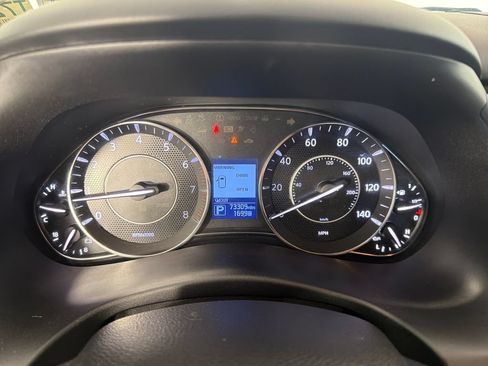 Used 2018 Nissan Armada SL w/ Premium Package AWD/4WD image 12