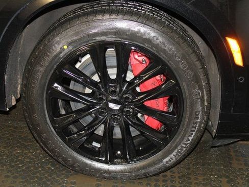 Certified 2023 Cadillac XT6 Sport w/ LPO, Onyx Lite Package image 40