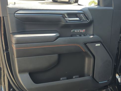 Used 2022 GMC Sierra 1500 AT4 w/ AT4 Premium Package image 14