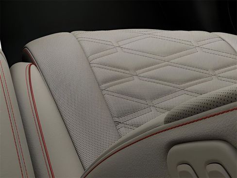 Used 2025 Genesis GV80 3.5T e-SC image 13