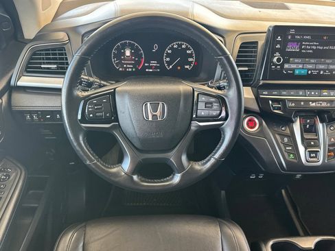 Used 2025 Honda Odyssey EX-L image 14