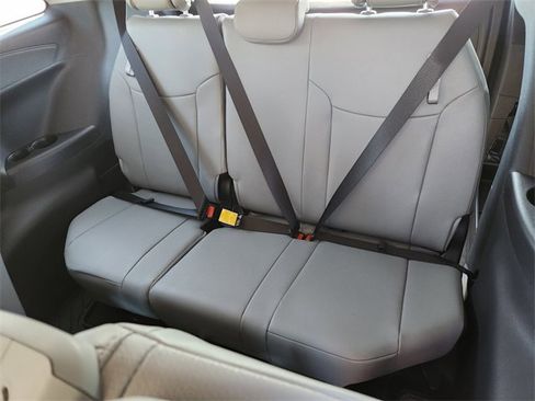 New 2026 Toyota Sienna XLE image 22