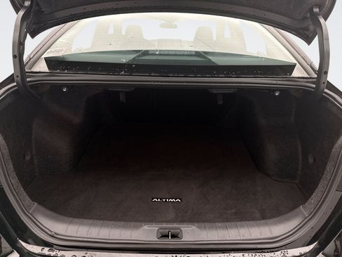 Used 2025 Nissan Altima 2.5 SR w/ SR Premium Package FWD image 21