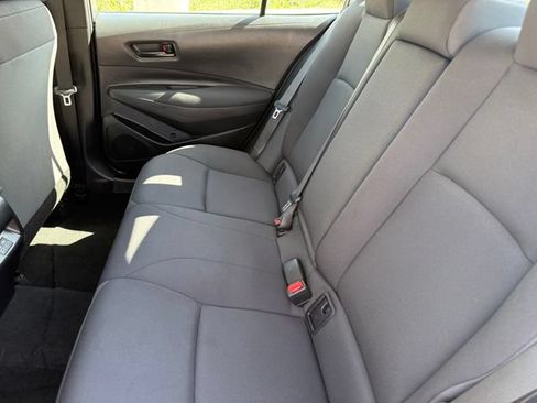 Used 2024 Toyota Corolla LE FWD image 28