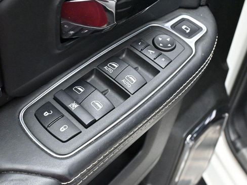 Used 2022 RAM 3500 Limited AWD/4WD image 12