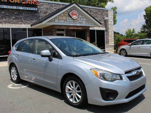 Used 2014 Subaru Impreza 2.0i Premium AWD/4WD image 3