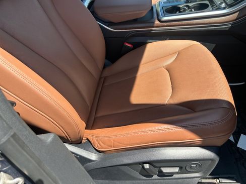 Used 2025 Audi Q8 Premium Plus w/ Premium Plus Package AWD/4WD image 28