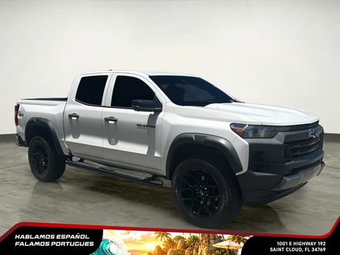Used 2023 Chevrolet Colorado Trail Boss w/ LPO, Dark Essentials Package AWD/4WD image 9